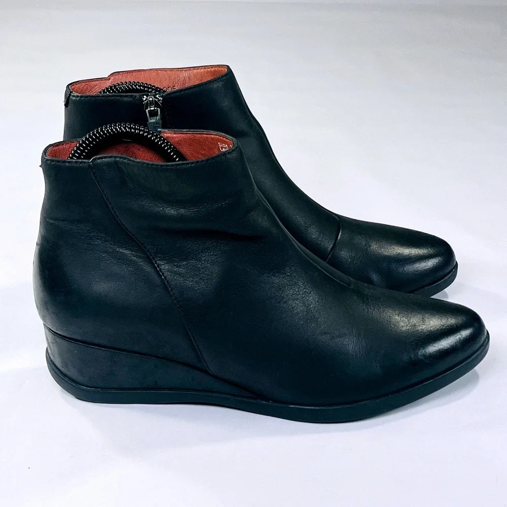 Dansko Serenity Boot Womens 38/7.5-8 Black Leather Waterproof Wedge Ankle Casual